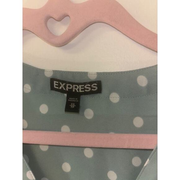 Express Shirt Womens Size xs Green Polka Dot Roll Tab Sleeve Button Front Preppy - Picture 2 of 8